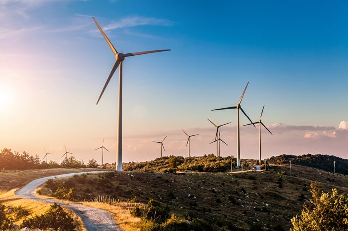 Wind power decline expected to increase fossil fuel dependence in May